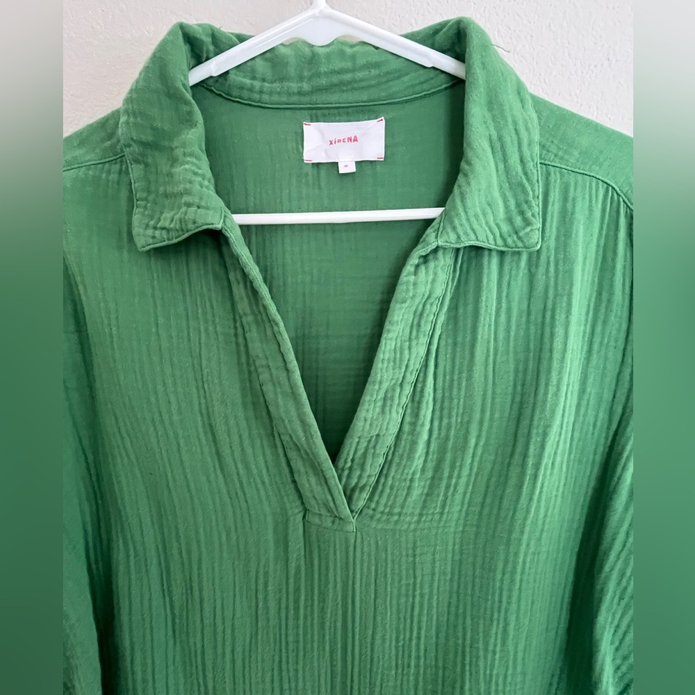 XiRENA Emerald Green Gauzy Top, size Medium - Picture 4 of 7